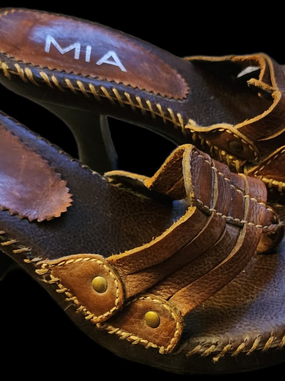 Vintage Y2K MIA Brown Leather Whipstitch Thong Slide Sandals – High Kitten